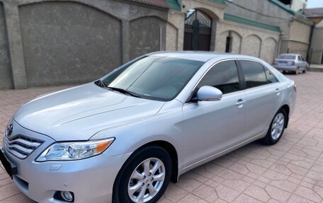 Toyota Camry, 2011 год, 1 015 000 рублей, 7 фотография