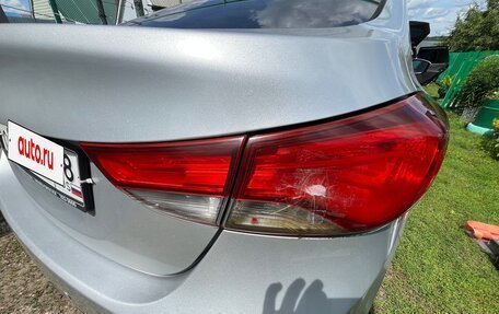 Hyundai Elantra V, 2014 год, 750 000 рублей, 13 фотография