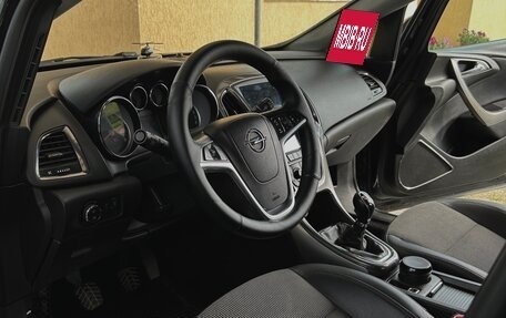Opel Astra J, 2011 год, 650 000 рублей, 10 фотография