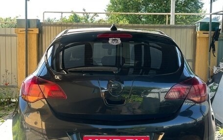 Opel Astra J, 2011 год, 650 000 рублей, 3 фотография