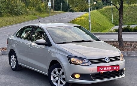 Volkswagen Polo VI (EU Market), 2013 год, 780 000 рублей, 15 фотография