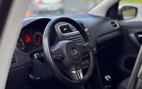 Volkswagen Polo VI (EU Market), 2013 год, 780 000 рублей, 36 фотография