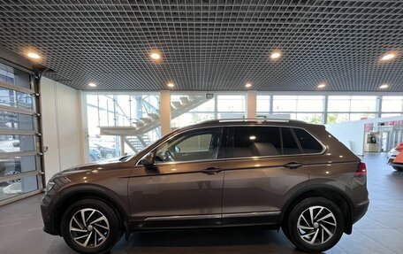 Volkswagen Tiguan II, 2018 год, 2 744 000 рублей, 6 фотография