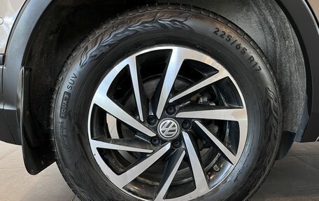 Volkswagen Tiguan II, 2018 год, 2 744 000 рублей, 20 фотография