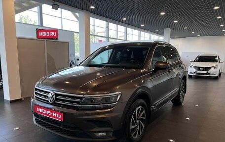 Volkswagen Tiguan II, 2018 год, 2 744 000 рублей, 7 фотография