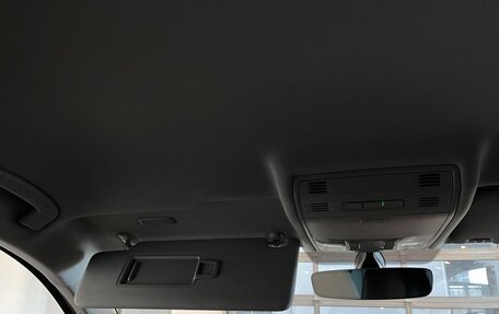 Volkswagen Tiguan II, 2018 год, 2 744 000 рублей, 34 фотография