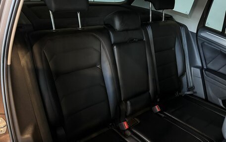 Volkswagen Tiguan II, 2018 год, 2 744 000 рублей, 35 фотография