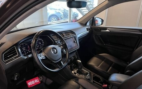 Volkswagen Tiguan II, 2018 год, 2 744 000 рублей, 23 фотография