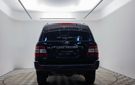 Toyota Land Cruiser 100 рестайлинг 2, 2006 год, 2 340 000 рублей, 7 фотография