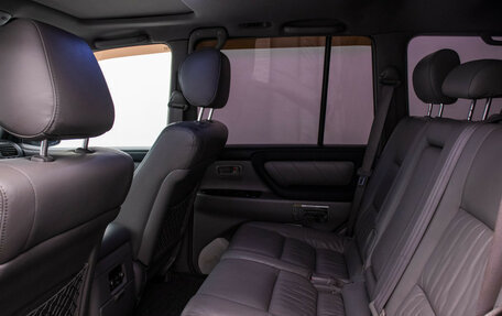 Toyota Land Cruiser 100 рестайлинг 2, 2006 год, 2 340 000 рублей, 12 фотография