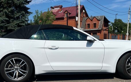 Ford Mustang VI рестайлинг, 2017 год, 2 350 000 рублей, 5 фотография