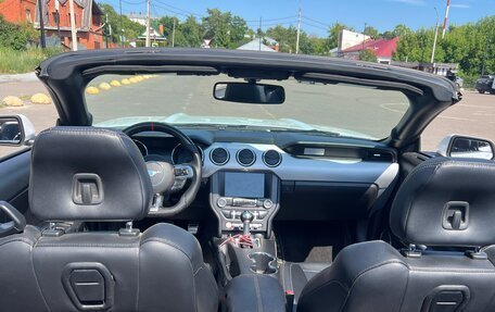 Ford Mustang VI рестайлинг, 2017 год, 2 350 000 рублей, 9 фотография