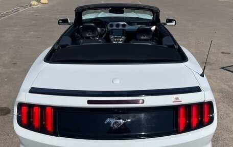 Ford Mustang VI рестайлинг, 2017 год, 2 350 000 рублей, 8 фотография
