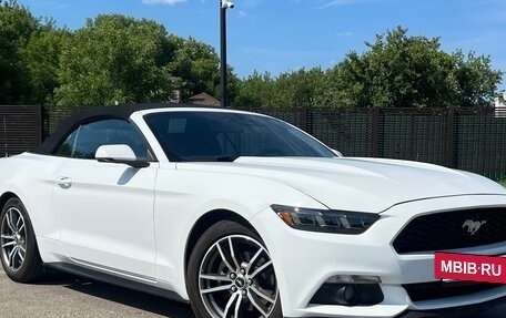 Ford Mustang VI рестайлинг, 2017 год, 2 350 000 рублей, 6 фотография