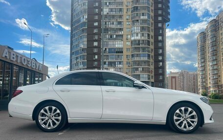 Mercedes-Benz E-Класс, 2020 год, 3 750 000 рублей, 6 фотография