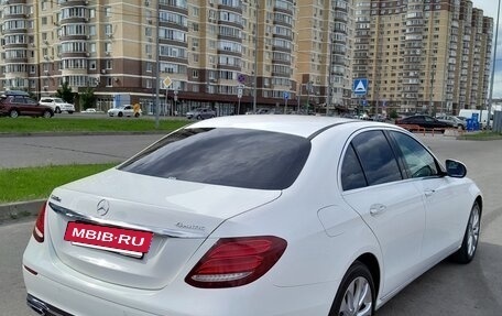 Mercedes-Benz E-Класс, 2020 год, 3 750 000 рублей, 3 фотография
