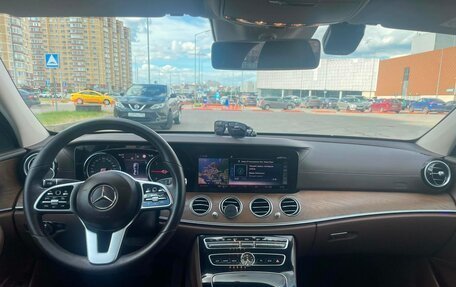 Mercedes-Benz E-Класс, 2020 год, 3 750 000 рублей, 15 фотография
