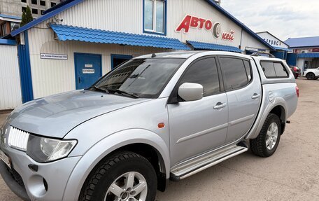 Mitsubishi L200 IV рестайлинг, 2008 год, 1 499 999 рублей, 10 фотография