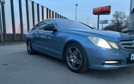 Mercedes-Benz E-Класс, 2011 год, 1 350 000 рублей, 3 фотография