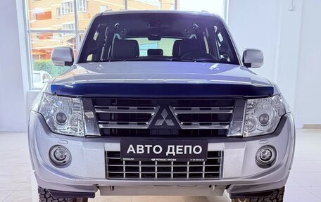Mitsubishi Pajero IV, 2011 год, 1 923 000 рублей, 2 фотография