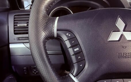 Mitsubishi Pajero IV, 2011 год, 1 923 000 рублей, 10 фотография