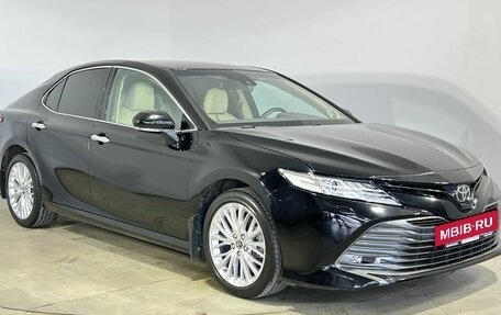 Toyota Camry, 2019 год, 3 050 000 рублей, 5 фотография