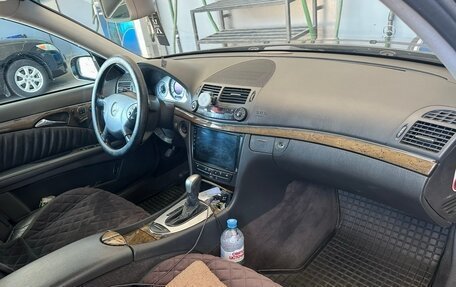 Mercedes-Benz E-Класс, 2006 год, 850 000 рублей, 5 фотография