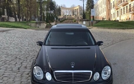 Mercedes-Benz E-Класс, 2006 год, 850 000 рублей, 4 фотография