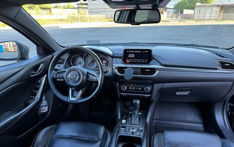 Mazda 6, 2016 год, 1 600 000 рублей, 13 фотография