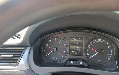 Skoda Rapid I, 2014 год, 800 000 рублей, 6 фотография