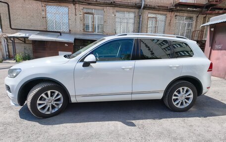 Volkswagen Touareg III, 2012 год, 2 300 000 рублей, 3 фотография