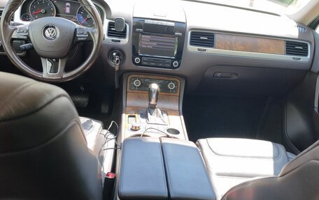 Volkswagen Touareg III, 2012 год, 2 300 000 рублей, 8 фотография