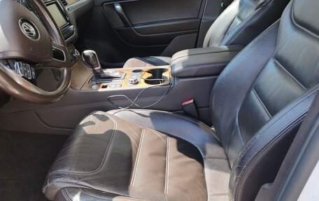 Volkswagen Touareg III, 2012 год, 2 300 000 рублей, 7 фотография