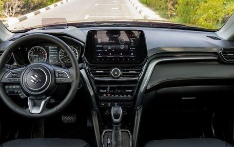 Suzuki Grand Vitara, 2026 год, 2 810 000 рублей, 8 фотография