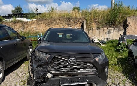 Toyota RAV4, 2020 год, 1 400 000 рублей, 1 фотография