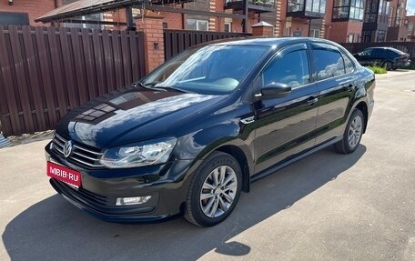 Volkswagen Polo VI (EU Market), 2019 год, 1 355 000 рублей, 1 фотография