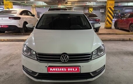 Volkswagen Passat B7, 2013 год, 1 230 000 рублей, 1 фотография