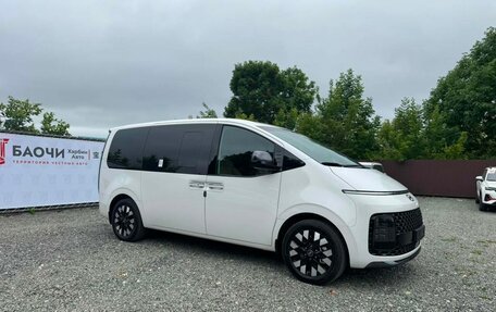 Hyundai Staria, 2025 год, 5 700 000 рублей, 2 фотография