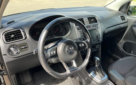 Volkswagen Polo VI (EU Market), 2019 год, 1 355 000 рублей, 17 фотография