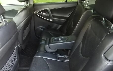 Toyota RAV4, 2011 год, 1 265 000 рублей, 10 фотография