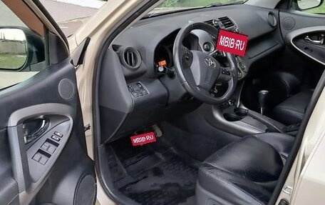 Toyota RAV4, 2011 год, 1 265 000 рублей, 6 фотография
