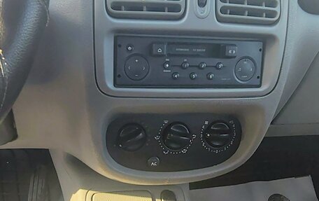 Renault Symbol I, 2002 год, 340 000 рублей, 7 фотография