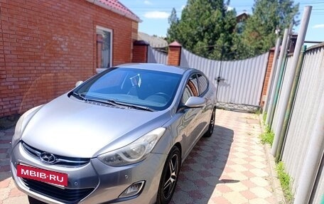 Hyundai Elantra V, 2011 год, 1 000 000 рублей, 8 фотография