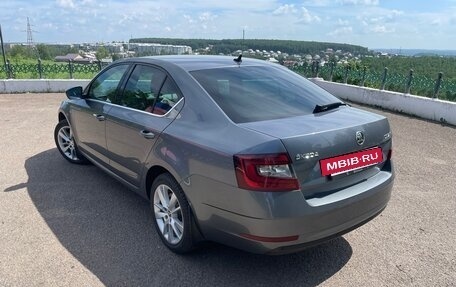 Skoda Octavia, 2018 год, 1 850 000 рублей, 11 фотография