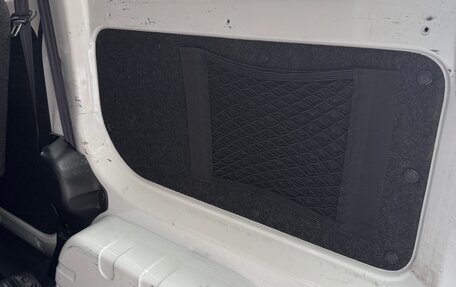 Nissan NV200, 2018 год, 2 200 000 рублей, 11 фотография