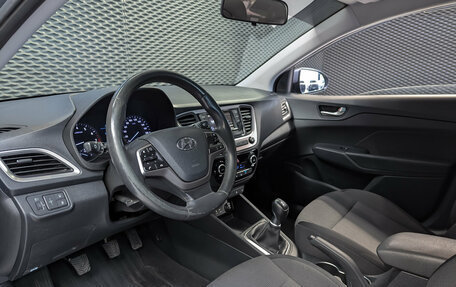 Hyundai Solaris II рестайлинг, 2018 год, 999 000 рублей, 10 фотография