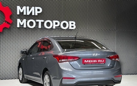 Hyundai Solaris II рестайлинг, 2018 год, 999 000 рублей, 6 фотография