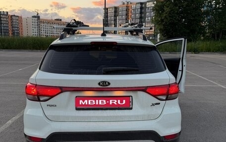 KIA Rio IV, 2018 год, 1 350 000 рублей, 1 фотография