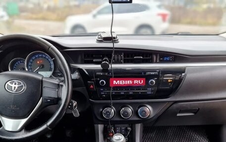 Toyota Corolla, 2013 год, 1 100 000 рублей, 9 фотография