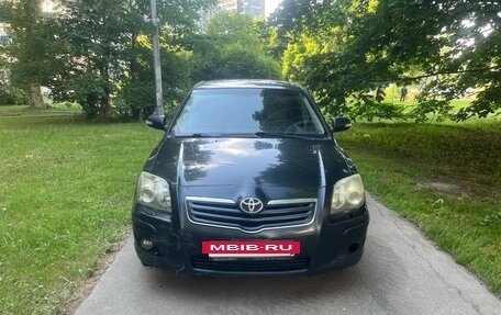 Toyota Avensis III рестайлинг, 2006 год, 450 000 рублей, 3 фотография